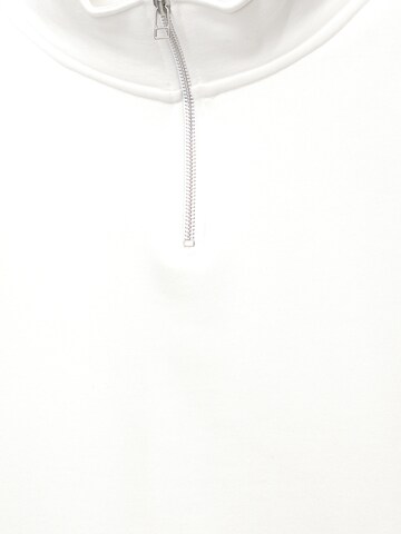 Sweat-shirt Pull&Bear en blanc