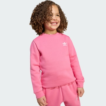 ADIDAS ORIGINALS - Ropa para correr 'Essentials' en rosa