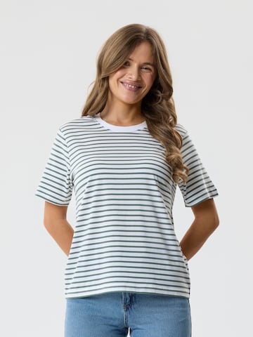 TWO SOON - Camiseta en verde: frente