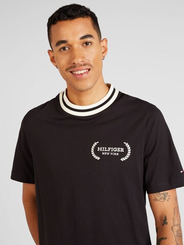 TOMMY HILFIGER - Camiseta 'Laurel' en negro