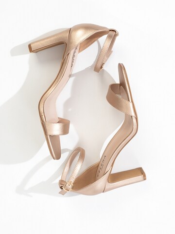 Sandales 'Carmen' Celena en or