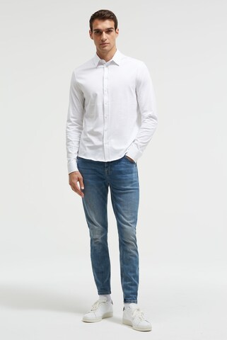 CMPD Slim fit Button Up Shirt in White