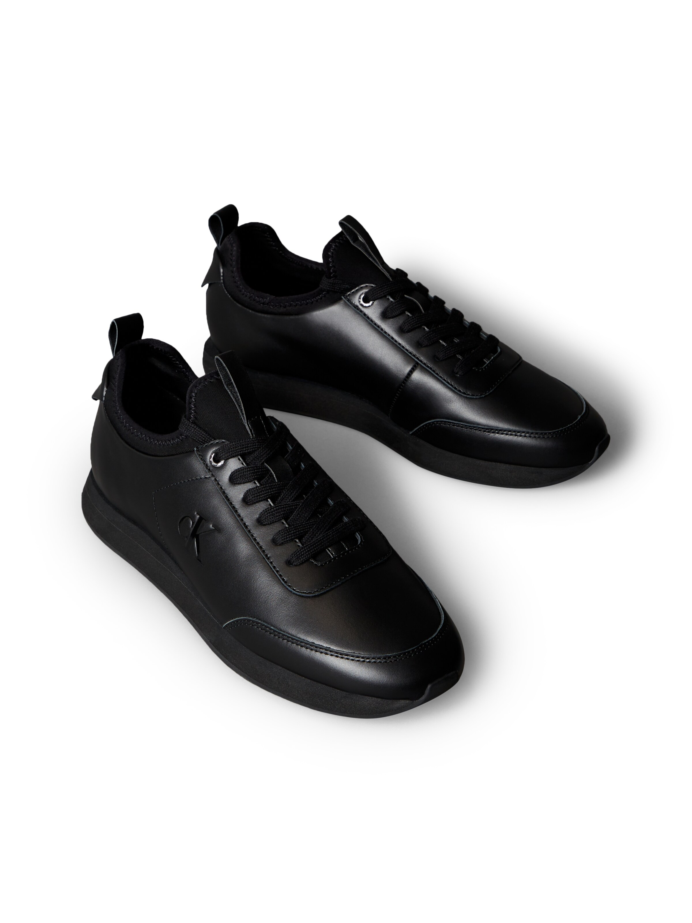 juoda Calvin Klein Sportbačiai be auliuko