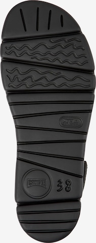 Sandalo con cinturino 'Oruga' di CAMPER in grigio