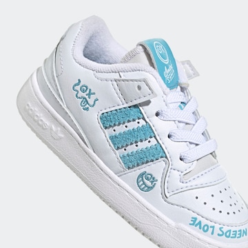 Baskets ADIDAS ORIGINALS en blanc