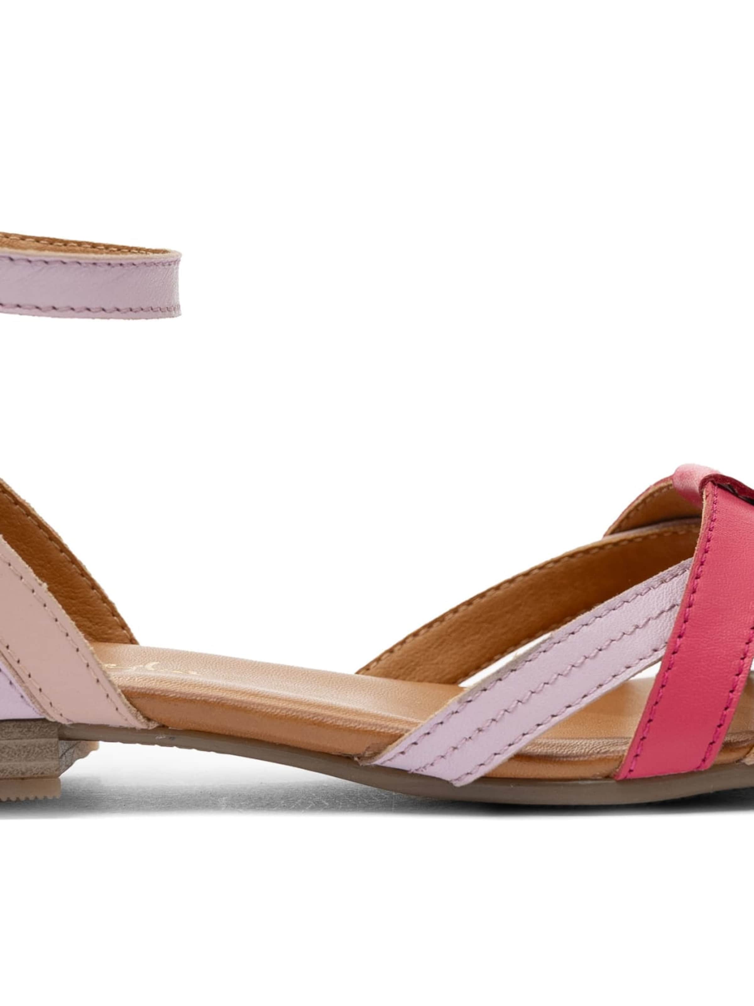 Maciejka Sandal 'P7539-15/00-1' in Yellow