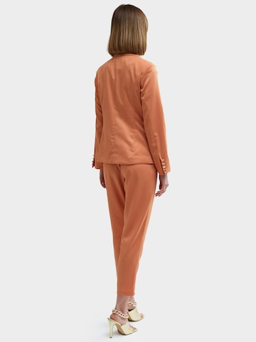 Influencer Blazers in Oranje