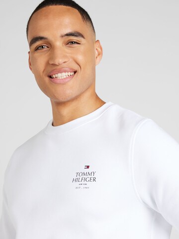 TOMMY HILFIGER Sweatshirt in Weiß