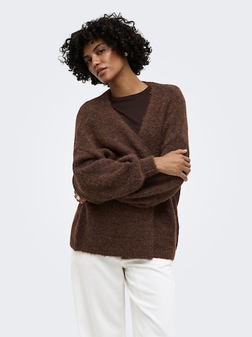 ONLY Gebreid vest 'ONLNellie' in Bruin: voorkant