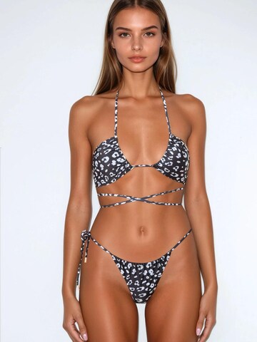 Flavia Valentini Triangel Bikini 'Roma Bikini Set - Black Leopard'‌ in Schwarz: Vorderseite
