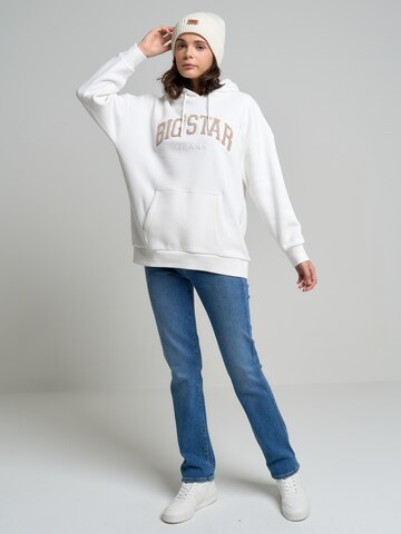 BIG STAR Sweatshirt 'RUBIALSA' in Wit