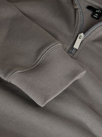 The Set Sweatshirt in Grau