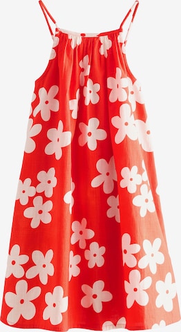 Next Mekko värissä punainen: etupuoli