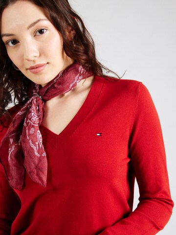 Pullover di TOMMY HILFIGER in rosso