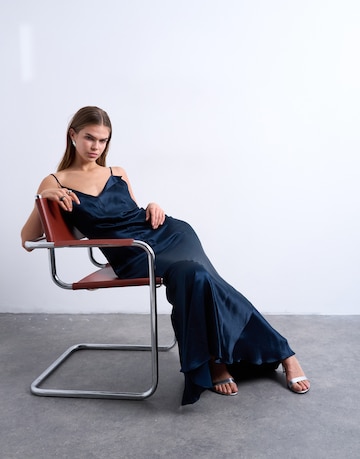 TOPSHOP Dress in Blue