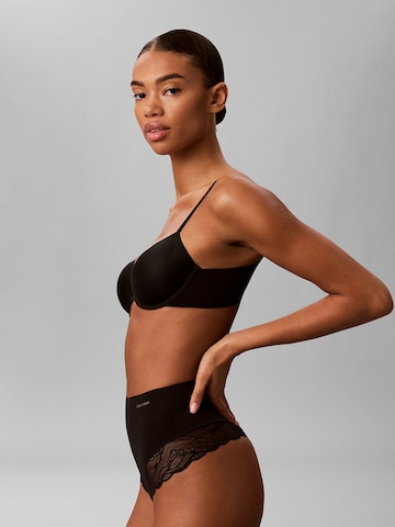 Slip scultant 'Sensual Stretch Lace' Calvin Klein en noir