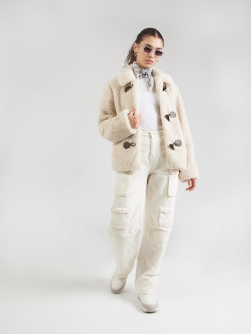 HOLLISTER Преходно яке в бяло