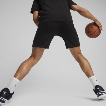 PUMA Regular Sportshorts 'Pivot' in Schwarz