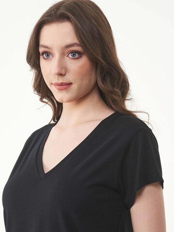 Organication T-Shirt in Schwarz