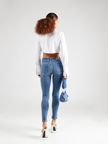 VERO MODA Skinny Farkut 'Posh' värissä sininen