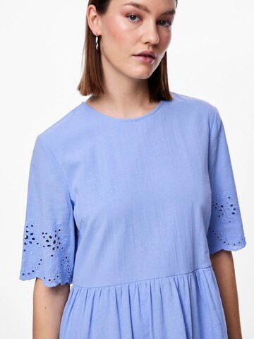 Robe 'ALMINA' PIECES en bleu