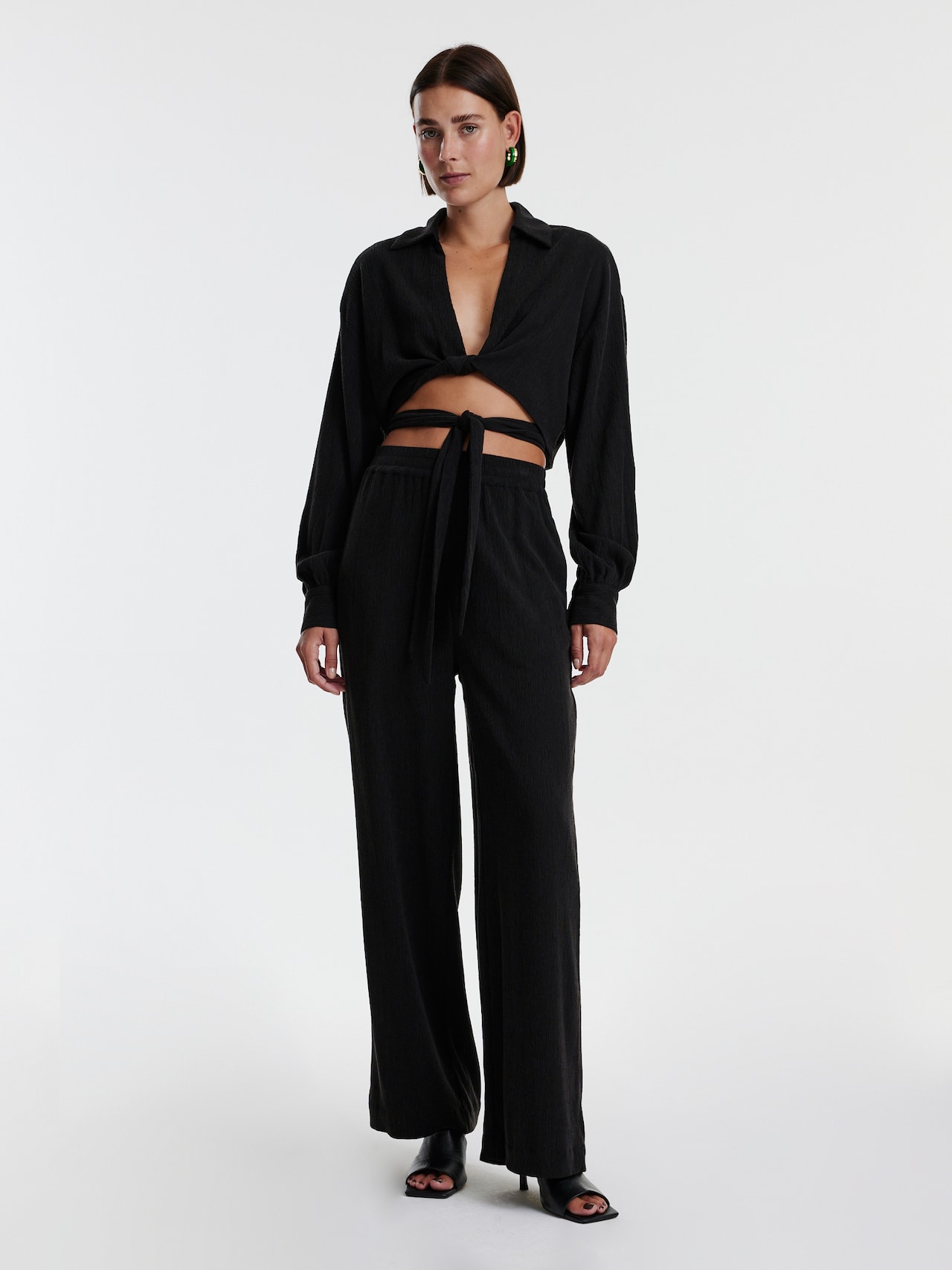 EDITED Blusa 'Levke' negro