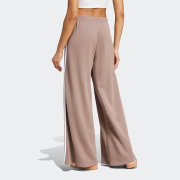 ADIDAS ORIGINALS Wide Leg Hose in Pink