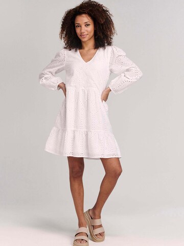 Shiwi Φόρεμα 'BRODERIE ANGLAISE' σε λευκό