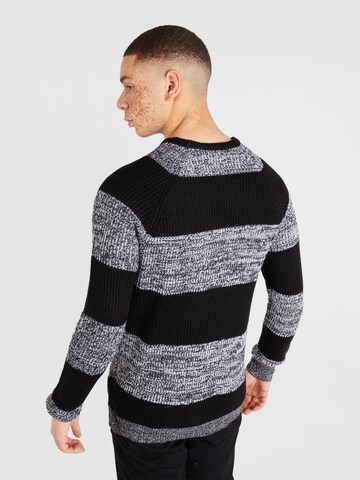 BRAVE SOUL Sweater in Black