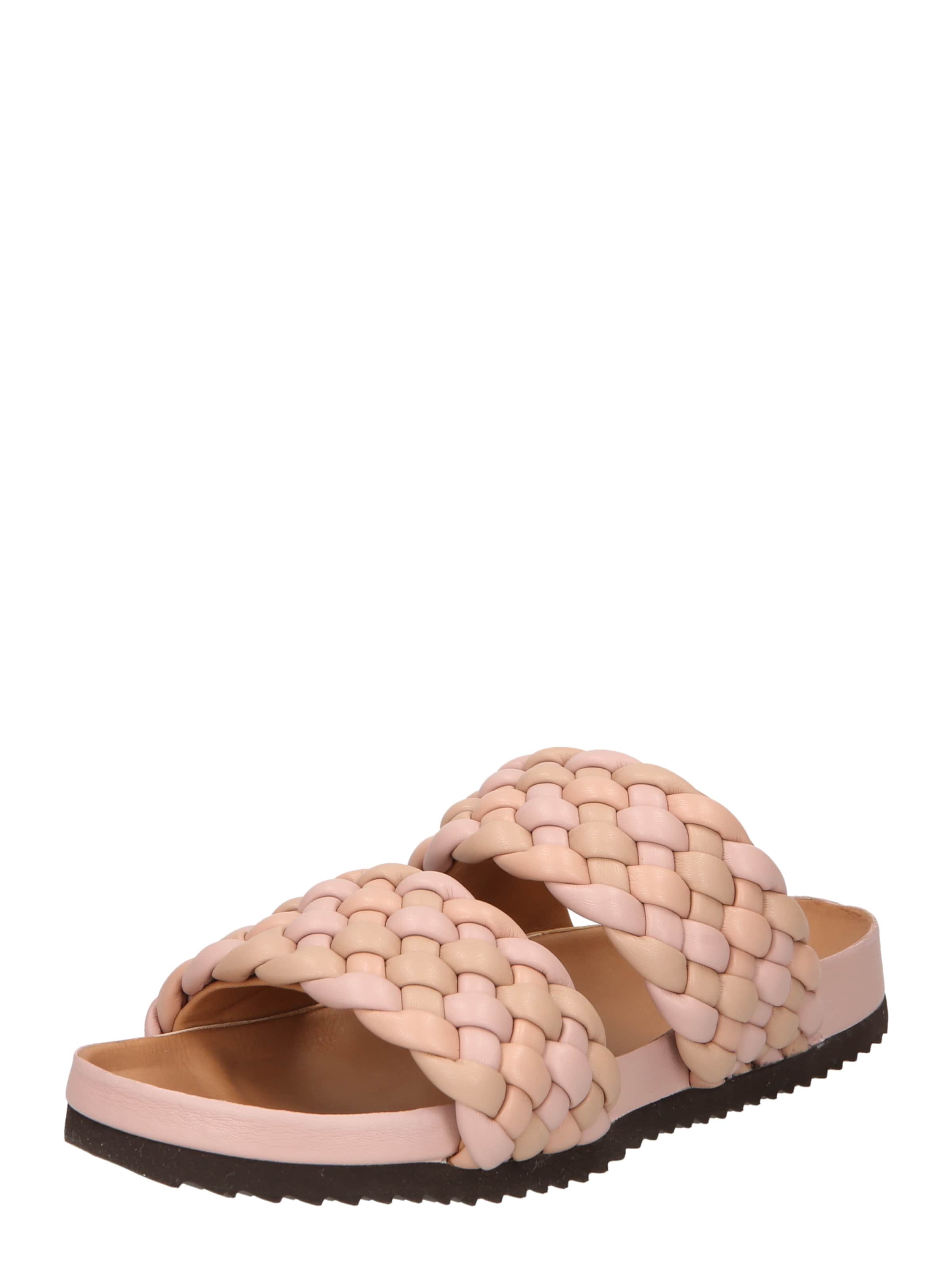 Toral Mule in Beige: front