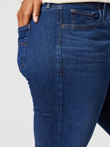 Levi's® Plus Skinny Džínsy '720™ High Rise Super Skinny' - Modrá