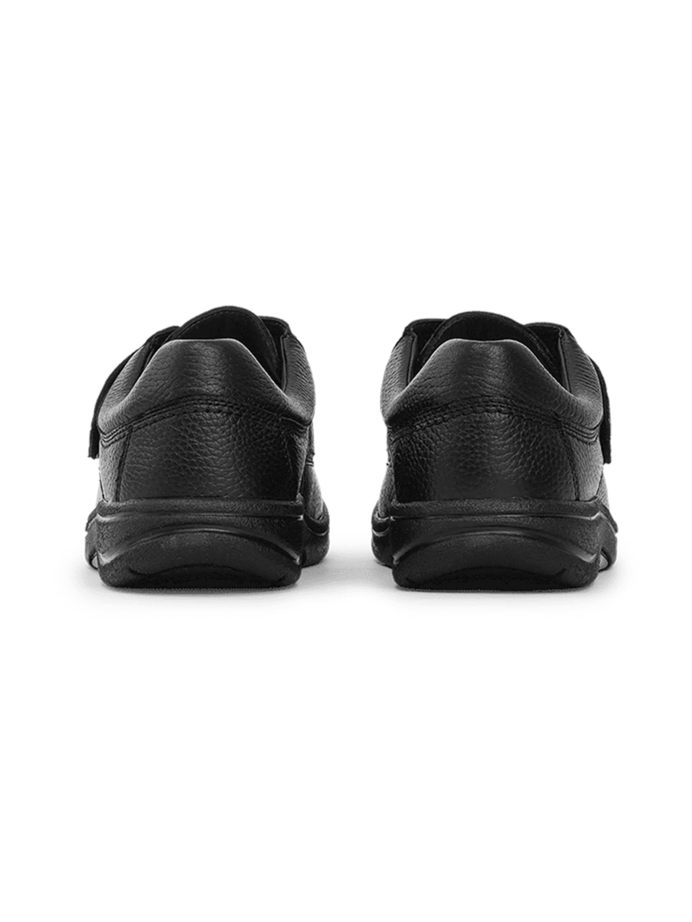 Chaussure basse VITAFORM en noir