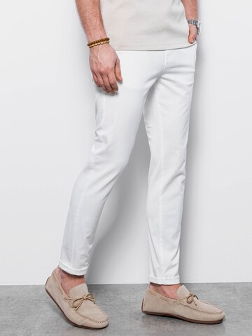 Coupe slim Pantalon chino 'P894' Ombre en blanc