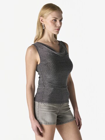 KOROSHI Topp i grå