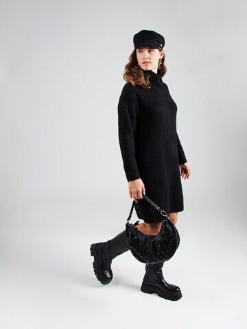 Vero Moda Curve Kleid 'VMCFILUCA' in Schwarz