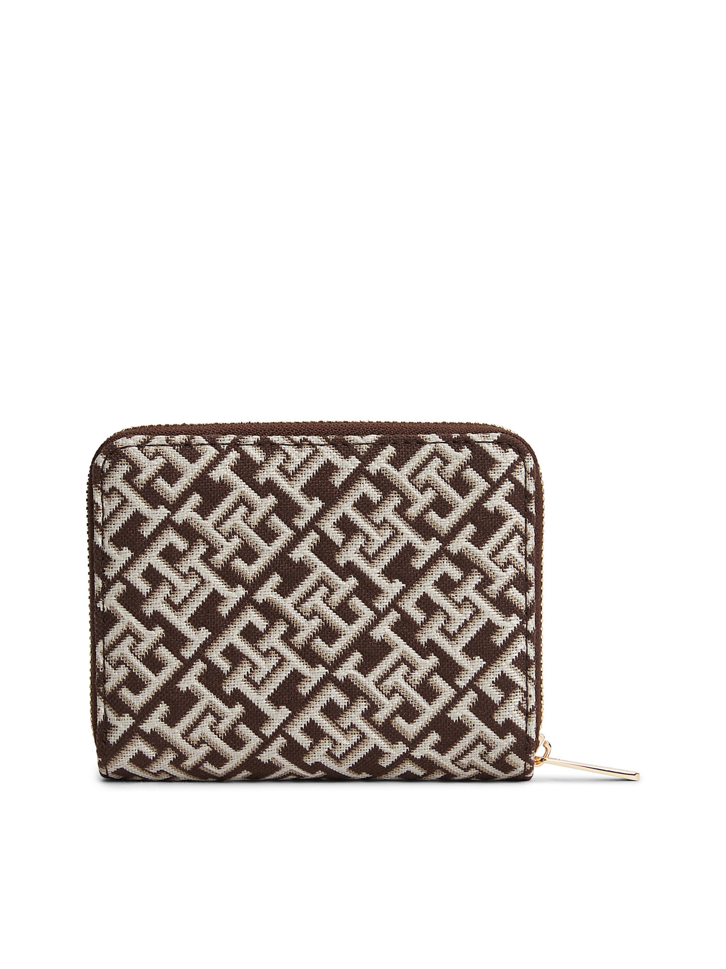 TOMMY HILFIGER Wallet in Brown