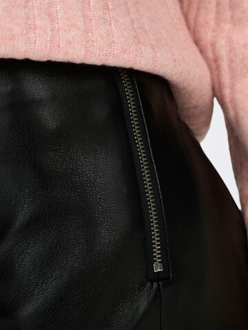 Regular Pantalon 'ONLZETA' ONLY en noir