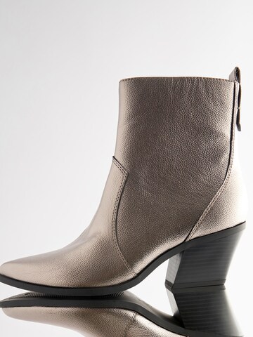 Bottes de cowboy 'Forever Comfort' Next en argent