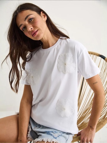 Maglietta di Bianco Lucci in bianco