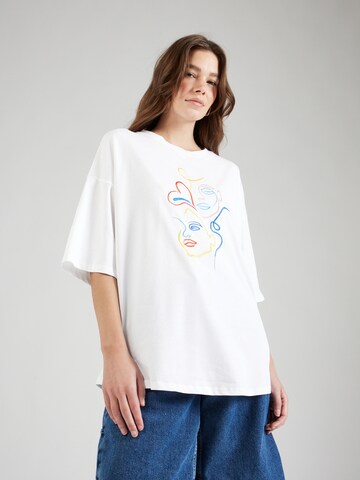 T-shirt GLAMOROUS en blanc : devant