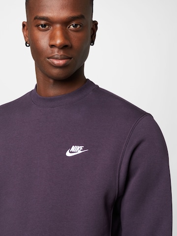 Nike Sportswear Regular fit Sweatshirt in Lila