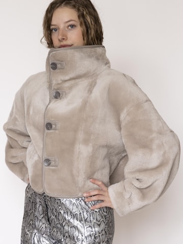 Just things we like - Chaqueta de invierno 'CHO Reversible Shearling Jacket' en beige