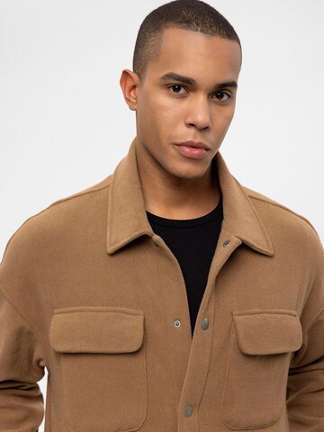 Veste mi-saison Antioch en beige