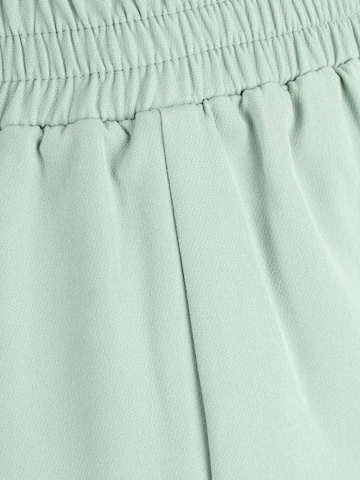 Wide leg Pantaloni con piega frontale di Dorothy Perkins Petite in verde