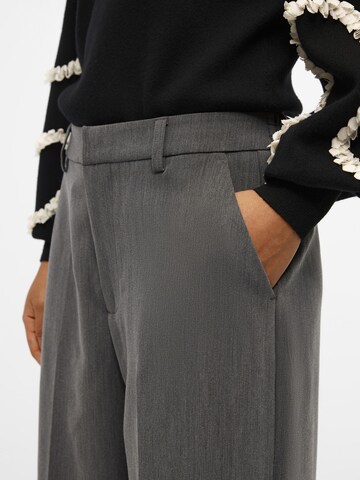 Regular Pantalon à plis 'Sigrid' OBJECT en gris