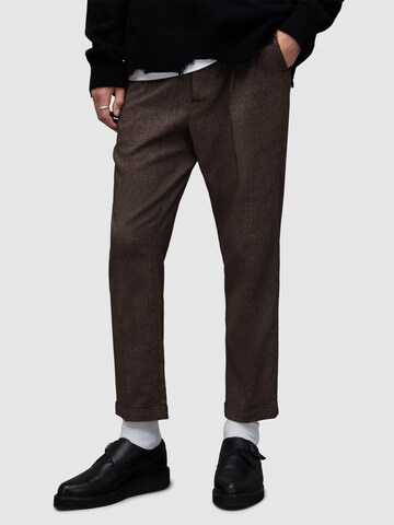 regular Pantaloni con piega frontale 'LOWDES' di AllSaints in marrone: frontale