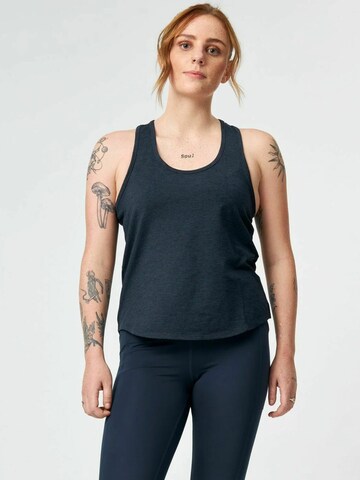 Top 'Reset' di Girlfriend Collective in blu: frontale