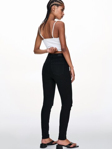 Pull&Bear Skinny Fit Дънки в черно