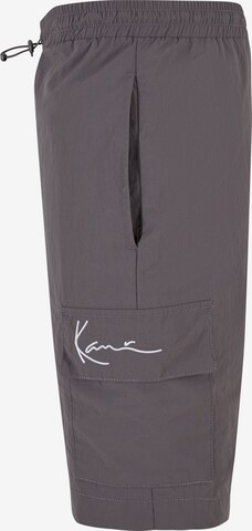 regular Pantaloni cargo 'Essential' di Karl Kani in grigio