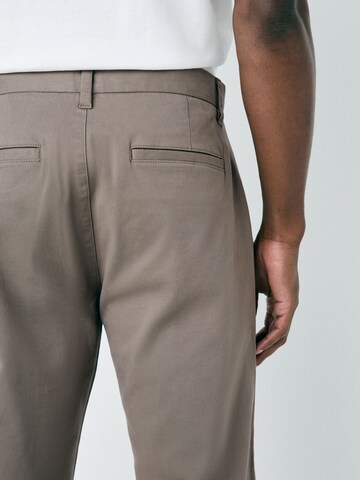 NextTapered Hlače - siva boja